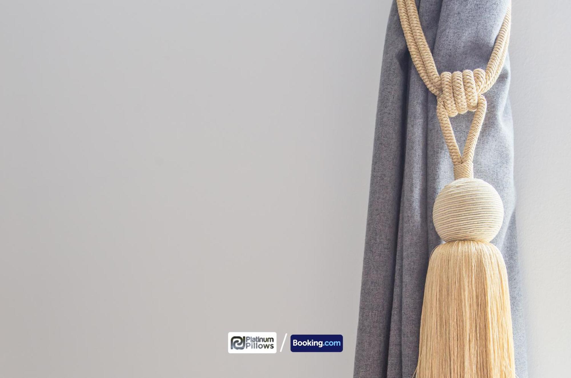 Apartment Leisure & Monthly Weekly Deals Available, Business & Leisure, Contractors Accommodation, 4 Bedroom Apartment, Roof Terrace, Oxford, Cowley Road, Oxford